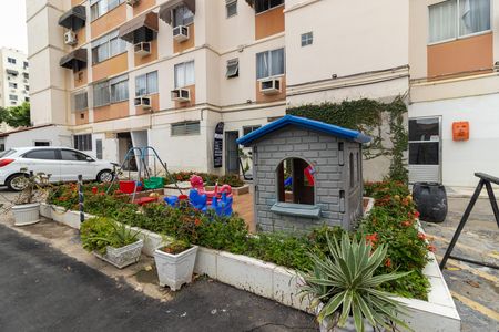 Apartamento para alugar com 54m², 2 quartos e 1 vaga Apartamento para alugar com 54m², 2 quartos e 1 vagaÁrea comum - Playground