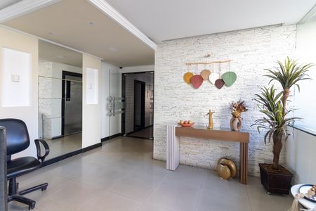 Apartamento para alugar com 54m², 2 quartos e 1 vaga Apartamento para alugar com 54m², 2 quartos e 1 vagaHall social