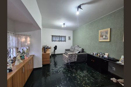 Sala de casa à venda com 3 quartos, 360m² em Parque São Quirino, Campinas