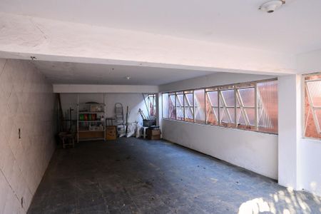 Casa para alugar com 375m², 6 quartos e 4 vagasGaragem