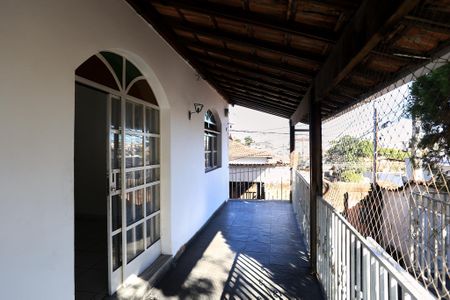 Casa para alugar com 375m², 6 quartos e 4 vagasVaranda