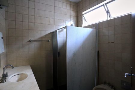Casa para alugar com 375m², 6 quartos e 4 vagasBanheiro da Suíte