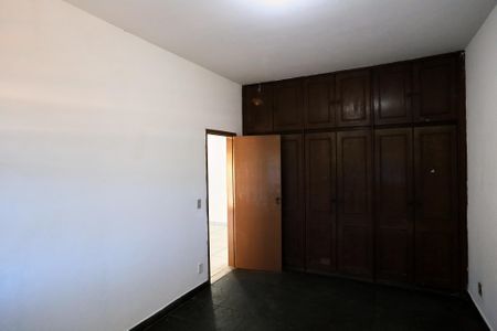 Casa para alugar com 375m², 6 quartos e 4 vagasQuarto 2