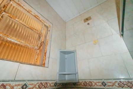 Casa de condomínio para alugar com 80m², 3 quartos e 1 vaga Casa de condomínio para alugar com 80m², 3 quartos e 1 vagaBanheiro