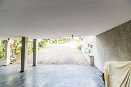 Casa de condomínio à venda com 480m², 2 quartos e 4 vagas Casa de condomínio à venda com 480m², 2 quartos e 4 vagasGaragem