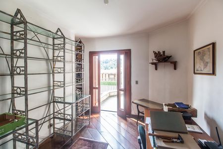 Casa de condomínio à venda com 480m², 2 quartos e 4 vagas Casa de condomínio à venda com 480m², 2 quartos e 4 vagasQuarto 4
