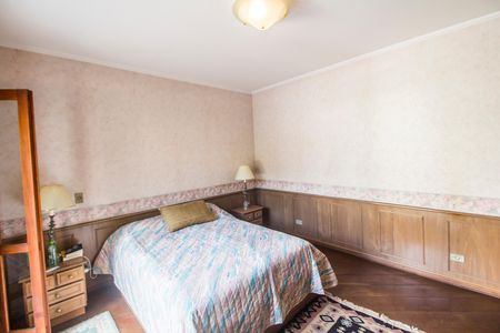 Casa de condomínio à venda com 480m², 2 quartos e 4 vagas Casa de condomínio à venda com 480m², 2 quartos e 4 vagasSuíte master