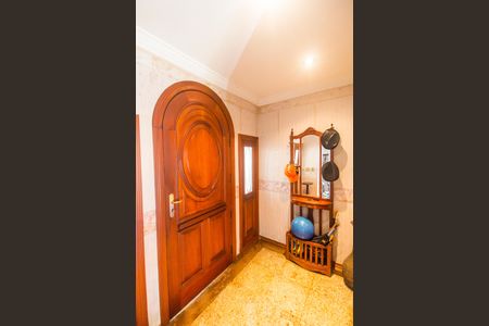 Casa de condomínio à venda com 480m², 2 quartos e 4 vagas Casa de condomínio à venda com 480m², 2 quartos e 4 vagasHall de entrada