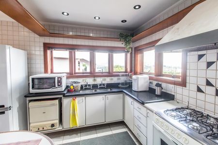 Casa de condomínio à venda com 480m², 2 quartos e 4 vagas Casa de condomínio à venda com 480m², 2 quartos e 4 vagasCozinha