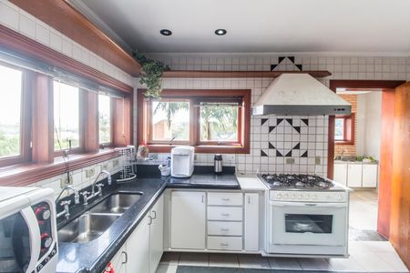 Casa de condomínio à venda com 480m², 2 quartos e 4 vagas Casa de condomínio à venda com 480m², 2 quartos e 4 vagasCozinha