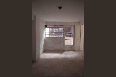 Casa à venda com 700m², 4 quartos e 2 vagasSala