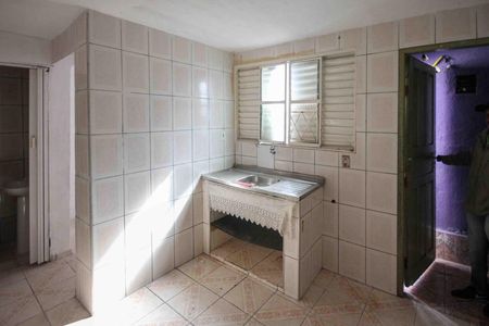 Casa à venda com 700m², 4 quartos e 2 vagasSala - Cozinha 