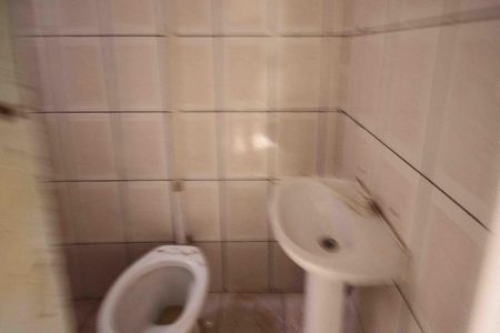 Casa à venda com 700m², 4 quartos e 2 vagasBanheiro