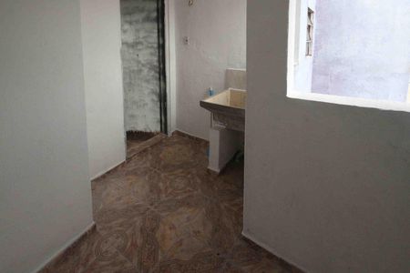 Casa à venda com 700m², 4 quartos e 2 vagasÁrea de Serviço casa 02