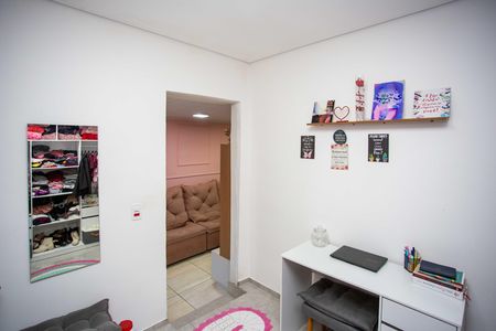 Casa à venda com 42m², 2 quartos e sem vagaQuarto 2