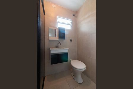 Casa para alugar com 40m², 1 quarto e sem vaga Casa para alugar com 40m², 1 quarto e sem vagaBanheiro
