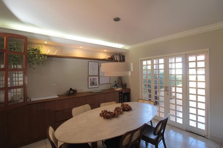 Casa à venda com 350m², 3 quartos e 3 vagasSala de Jantar