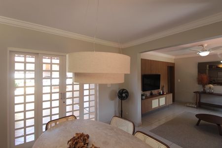 Casa à venda com 350m², 3 quartos e 3 vagasSala de Jantar