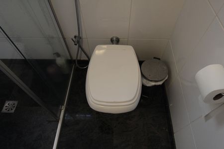 Casa à venda com 350m², 3 quartos e 3 vagasBanheiro Social