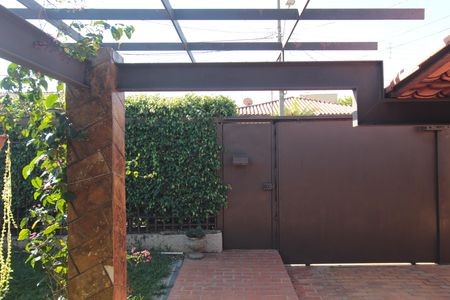 Casa à venda com 350m², 3 quartos e 3 vagasGaragem