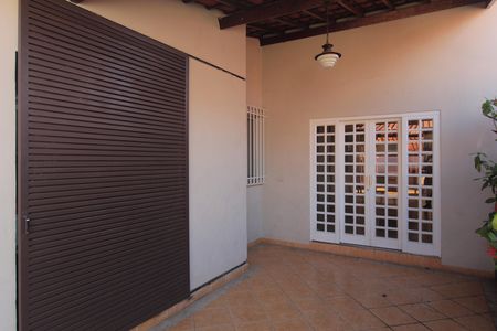 Casa à venda com 350m², 3 quartos e 3 vagasÁrea Externa