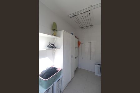 Casa à venda com 350m², 3 quartos e 3 vagasÁrea de Serviço