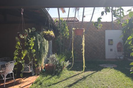 Casa à venda com 350m², 3 quartos e 3 vagasGaragem