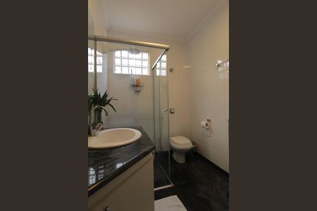 Casa à venda com 350m², 3 quartos e 3 vagasBanheiro Social