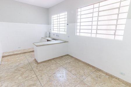 Casa à venda com 230m², 3 quartos e 2 vagas Casa à venda com 230m², 3 quartos e 2 vagasCozinha