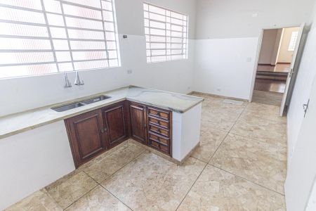 Casa à venda com 230m², 3 quartos e 2 vagas Casa à venda com 230m², 3 quartos e 2 vagasCozinha