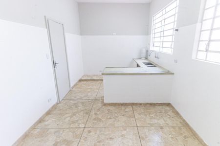 Casa à venda com 230m², 3 quartos e 2 vagas Casa à venda com 230m², 3 quartos e 2 vagasCozinha