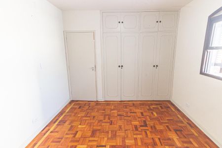 Casa à venda com 230m², 3 quartos e 2 vagas Casa à venda com 230m², 3 quartos e 2 vagasSuíte