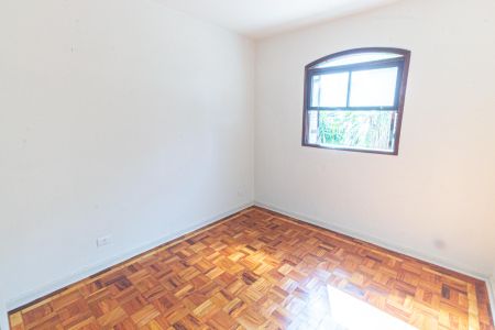 Casa à venda com 230m², 3 quartos e 2 vagas Casa à venda com 230m², 3 quartos e 2 vagasQuarto 1