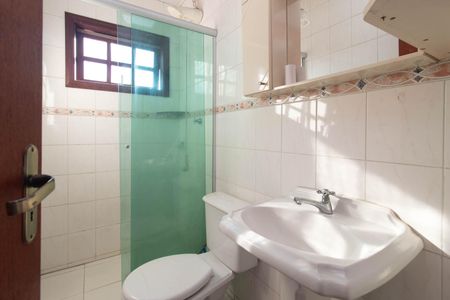 Casa à venda com 244m², 4 quartos e 5 vagas Casa à venda com 244m², 4 quartos e 5 vagasBanheiro do Quarto 3