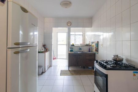 Casa à venda com 244m², 4 quartos e 5 vagas Casa à venda com 244m², 4 quartos e 5 vagasCozinha