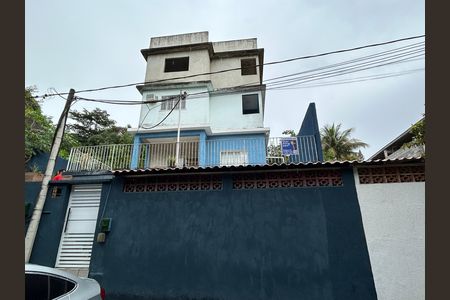 Casa para alugar com 45m², 1 quarto e 1 vagaFachada + placa