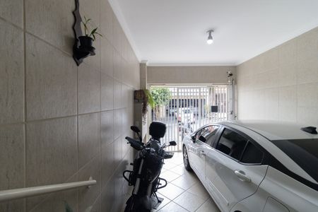 Casa à venda com 131m², 2 quartos e 1 vaga Casa à venda com 131m², 2 quartos e 1 vagaGaragem