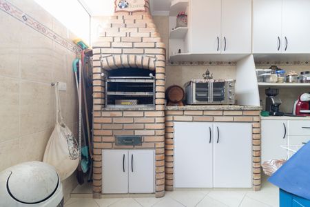 Casa à venda com 131m², 2 quartos e 1 vaga Casa à venda com 131m², 2 quartos e 1 vagaChurrasqueira