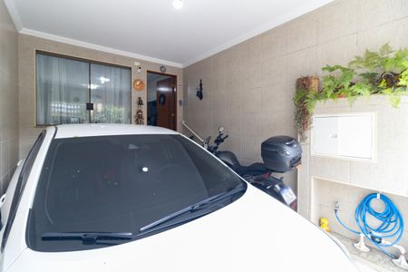 Casa à venda com 131m², 2 quartos e 1 vaga Casa à venda com 131m², 2 quartos e 1 vagaGaragem