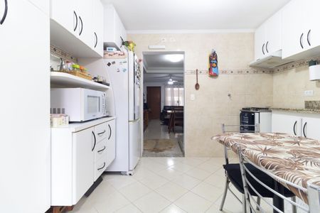 Casa à venda com 131m², 2 quartos e 1 vaga Casa à venda com 131m², 2 quartos e 1 vagaCozinha