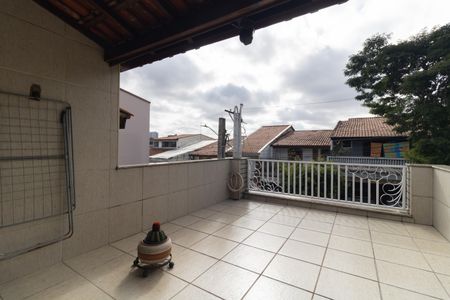 Casa à venda com 131m², 2 quartos e 1 vaga Casa à venda com 131m², 2 quartos e 1 vagaVaranda do Quarto 1