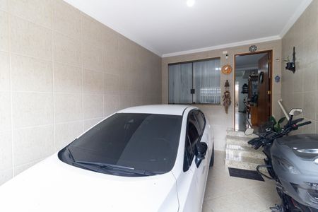 Casa à venda com 131m², 2 quartos e 1 vaga Casa à venda com 131m², 2 quartos e 1 vagaGaragem