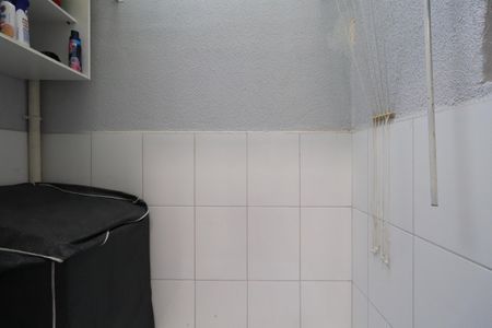 Casa de condomínio à venda com 110m², 2 quartos e 1 vagaÁrea de Serviço
