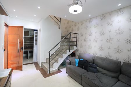 Casa de condomínio à venda com 110m², 2 quartos e 1 vagaSala