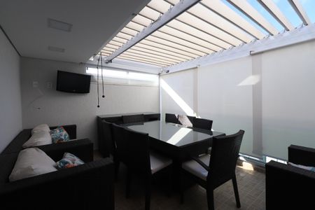 Casa de condomínio à venda com 110m², 2 quartos e 1 vagaVaranda
