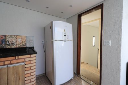 Casa de condomínio à venda com 110m², 2 quartos e 1 vagaVaranda