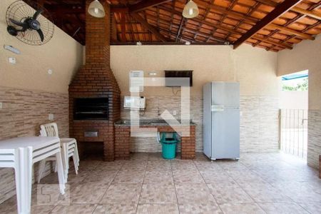 Apartamento à venda com 57m², 2 quartos e 1 vaga Apartamento à venda com 57m², 2 quartos e 1 vagaÁrea comum - Churrasqueira