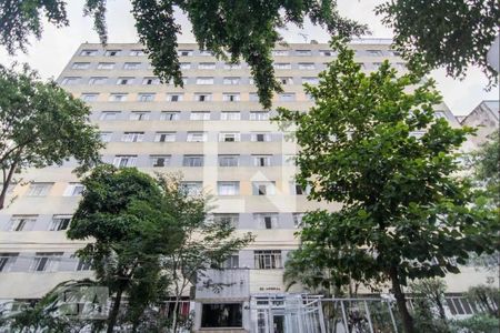 Apartamento à venda com 42m², 1 quarto e sem vagaFachada