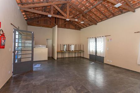Apartamento para alugar com 52m², 2 quartos e 1 vaga Apartamento para alugar com 52m², 2 quartos e 1 vagaÁrea comum - Salão de festas