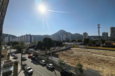 Apartamento para alugar com 80m², 2 quartos e 2 vagas Apartamento para alugar com 80m², 2 quartos e 2 vagasVista da Sacada